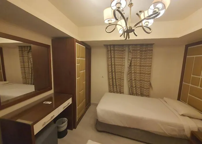 - Porto Elsokhna & Sea View شقة