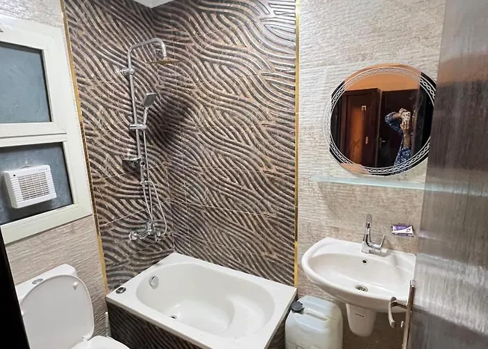 - Porto Elsokhna & Sea View شقة