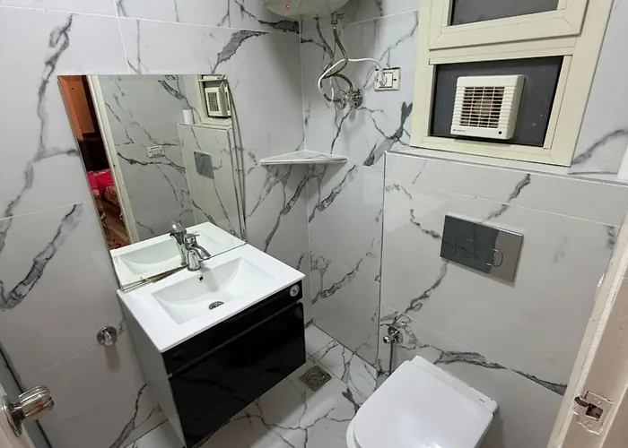 - Porto Elsokhna & Sea View شقة عين السخنة