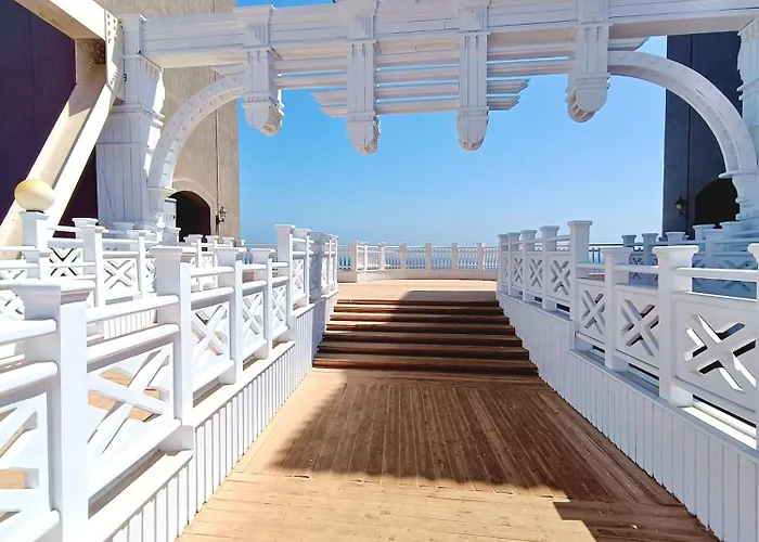 - Porto Elsokhna & Sea View شقة